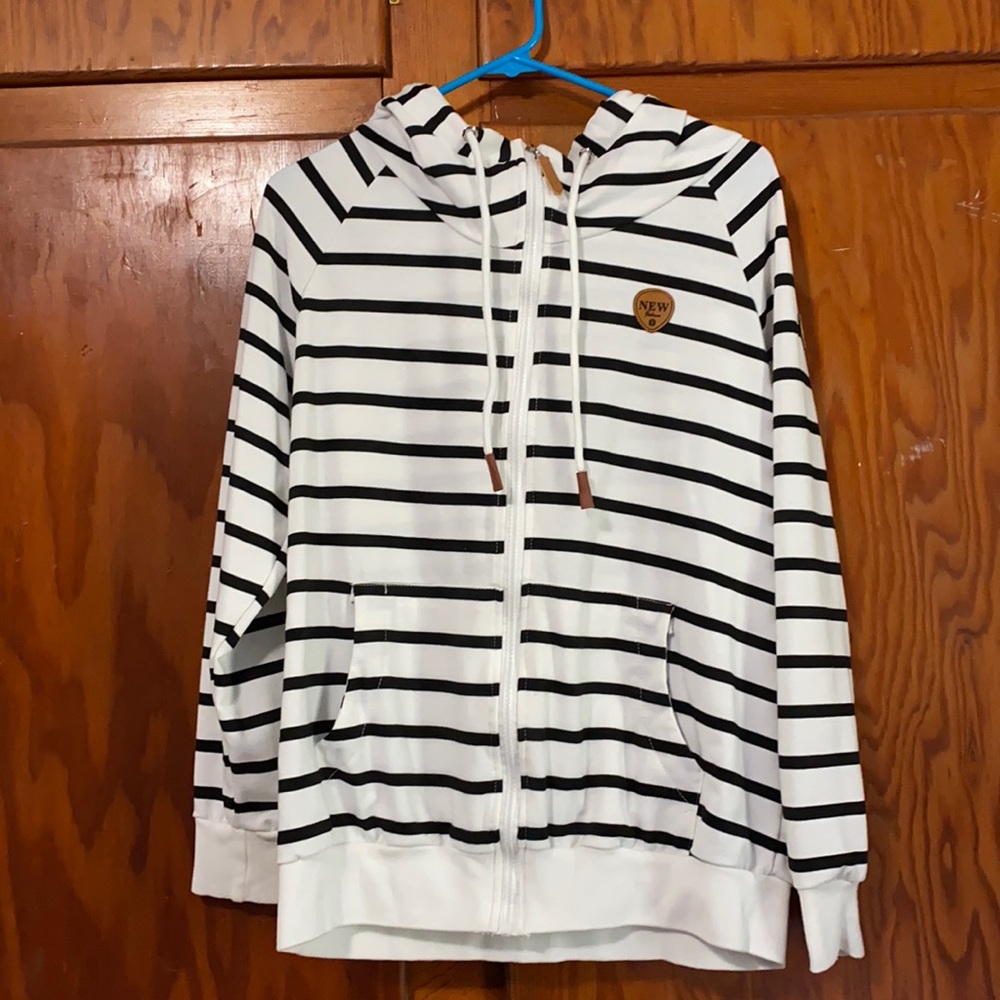 Medium New Fashion zip up jacket